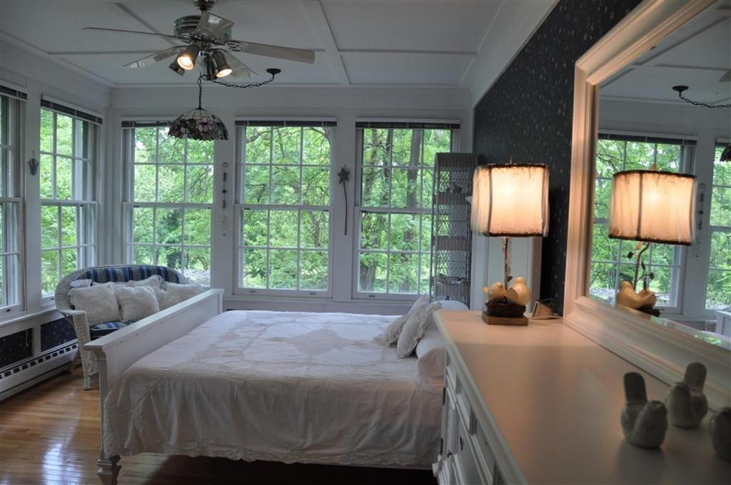 Wayne Bed & Breakfast Inn (Adults Only) Oda fotoğraf
