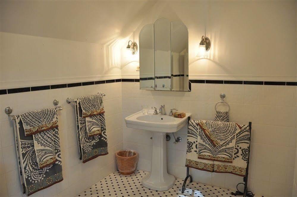 Wayne Bed & Breakfast Inn (Adults Only) Dış mekan fotoğraf